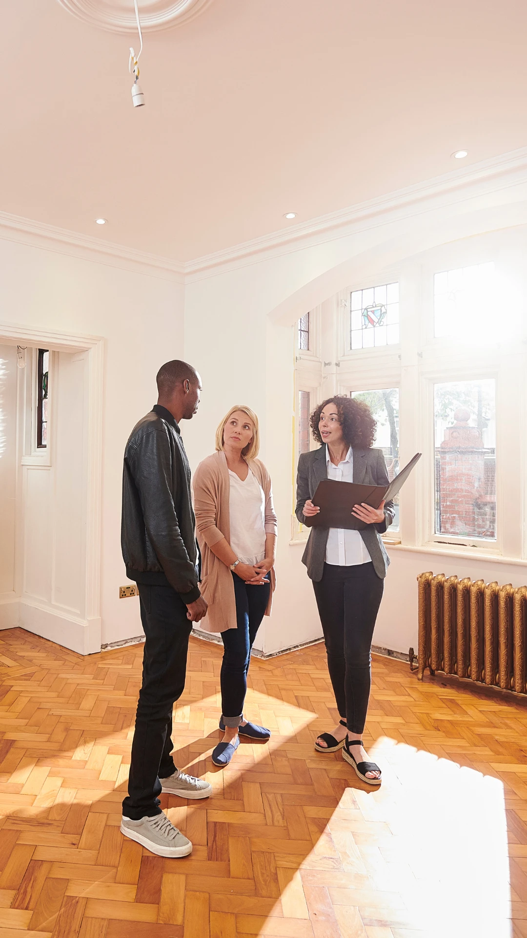 Property manager showing a home.